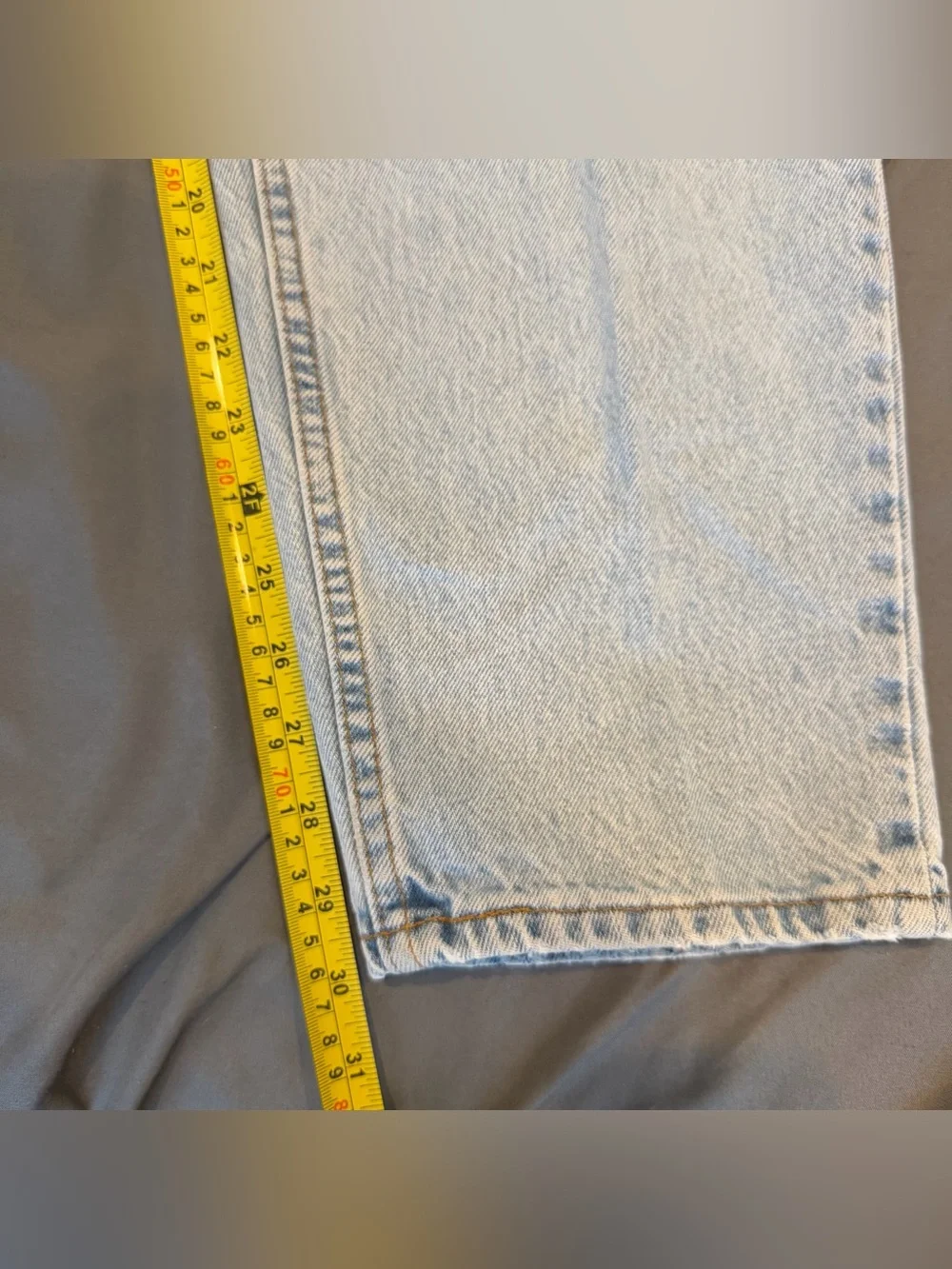 VTG Levis 560 Jeans Mens 33x30 Blue Loose Tapered Light Wash USA Batwing